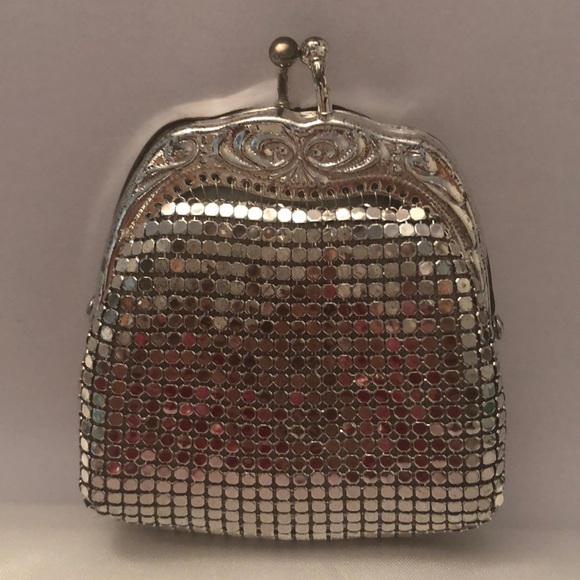 Vintage silver mesh coin purse